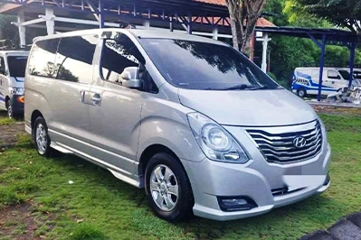 Hyundai H1 car charter bali